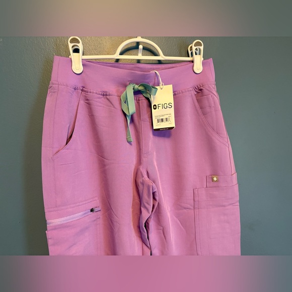 NWT FIGS Yola Skinny Scrub Pants XS Lilac Dawn - Picture 6 of 10